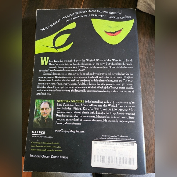 Wicked Book - Picture 2 of 2